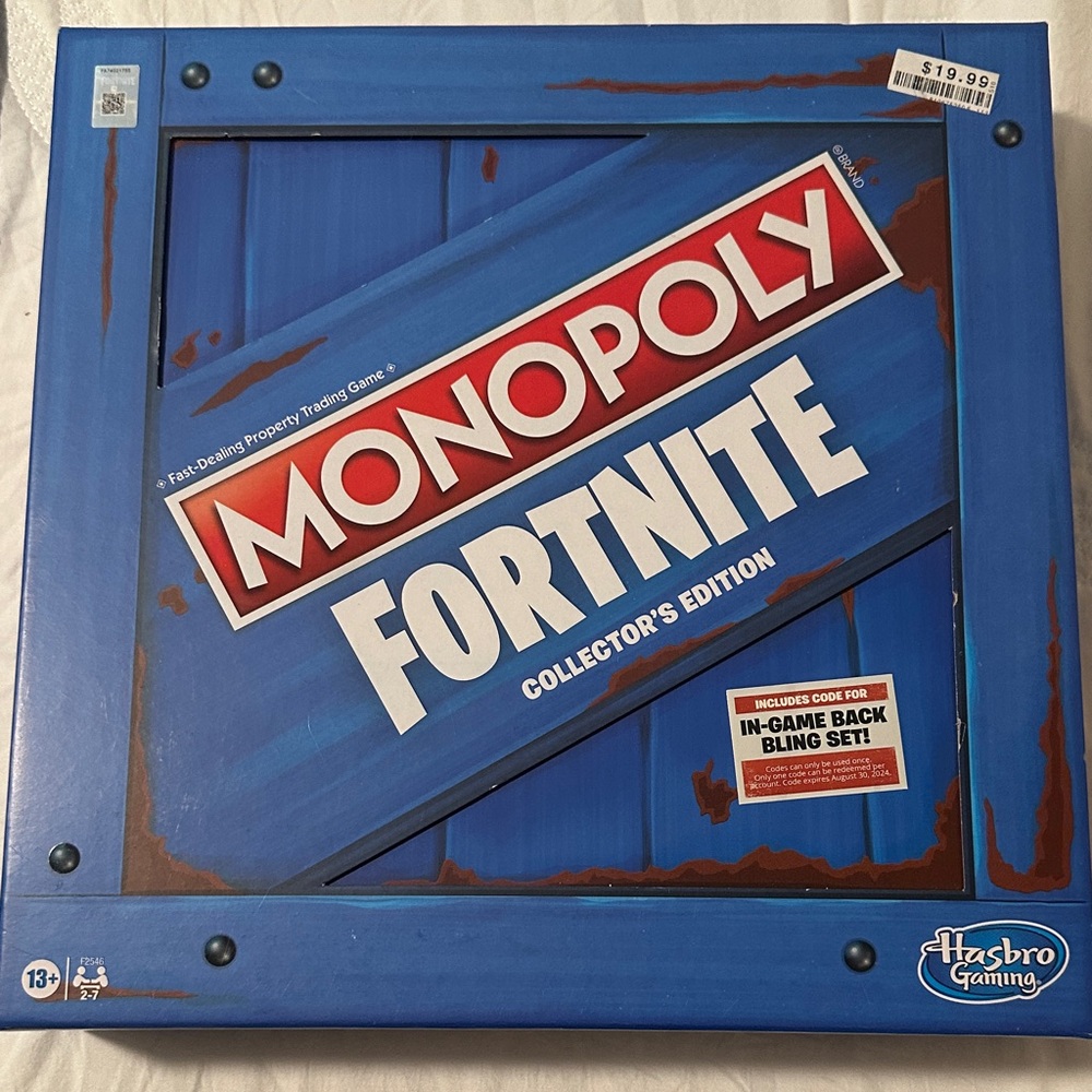 Hasbro Monopoly Fortnite Collector's Edition in Blue